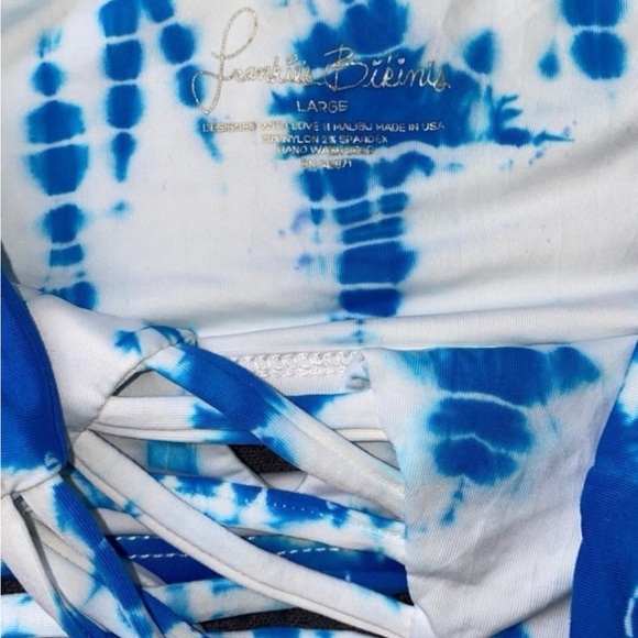 Frankie's Bikinis Shiloh Top & bottom Blue Crush Tye Dye... in great condition - Picture 7 of 8